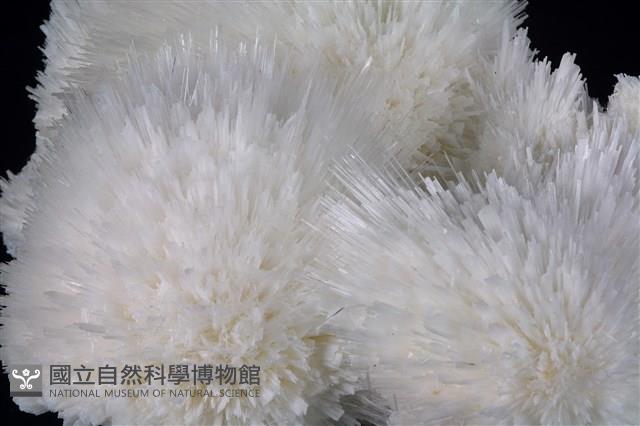 鈣沸石藏品圖，第2張