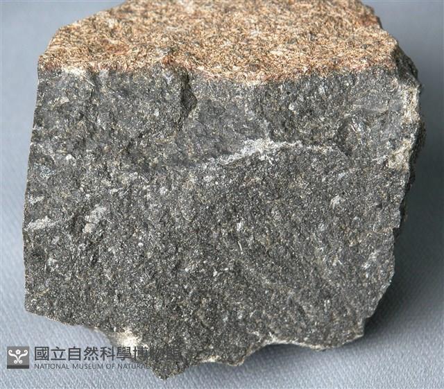 微輝長岩藏品圖，第2張