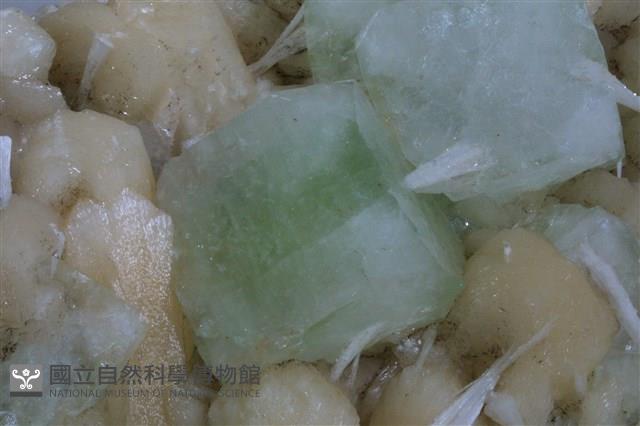 魚眼石/輝沸石/鈣沸石藏品圖，第2張