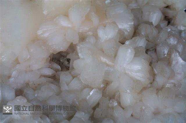 輝沸石藏品圖，第2張