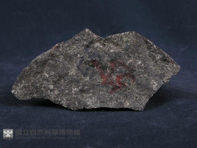 玄武岩藏品圖，第2張