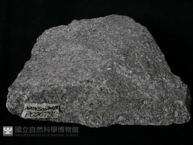 換質角閃石安山岩藏品圖，第2張
