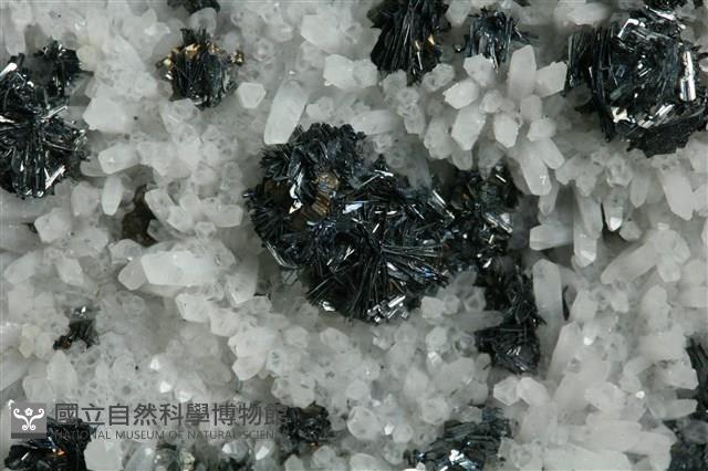 斜方硫銻銅礦 藏品圖，第2張