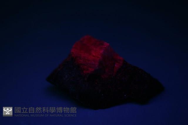 歪長石 藏品圖，第2張