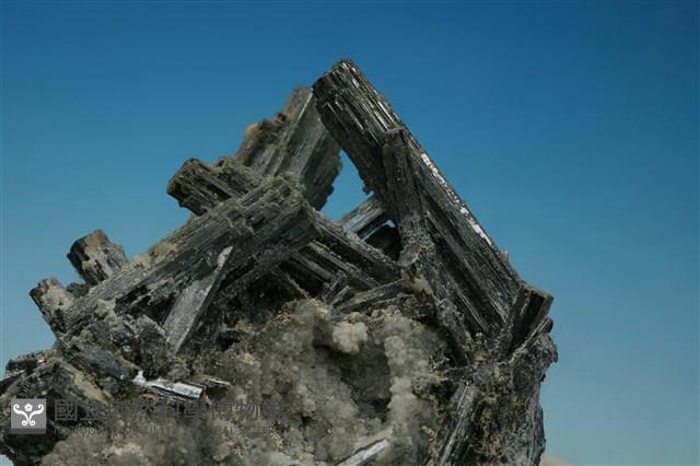硫砷銅礦藏品圖，第2張