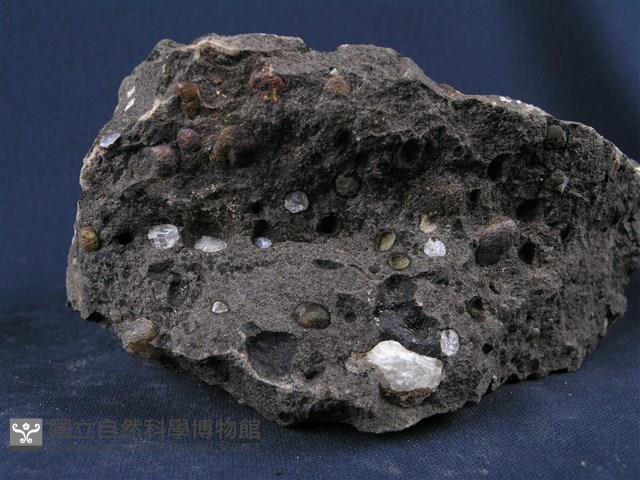 矽質玄武岩藏品圖，第2張