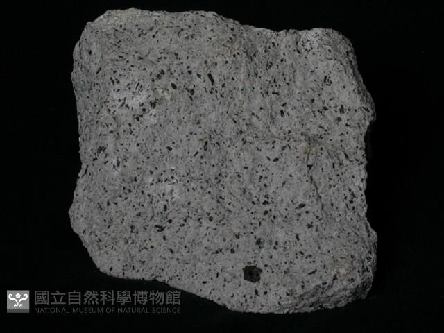 角閃安山岩藏品圖，第2張