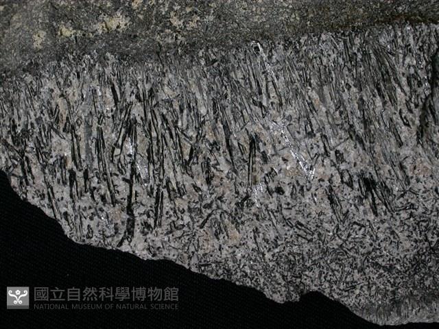 安山岩藏品圖，第2張