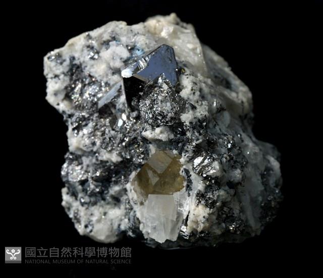 硫銅鈷礦藏品圖，第12張