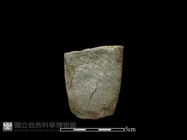 磨製斧鋤形器藏品圖，第1張