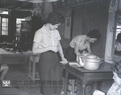 1950至2006年臺灣常民生活藏品圖，第1張