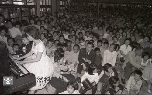 1950至2006年臺灣常民生活藏品圖，第1張