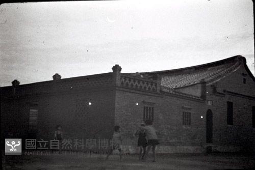 1950至2006年臺灣常民生活藏品圖，第1張