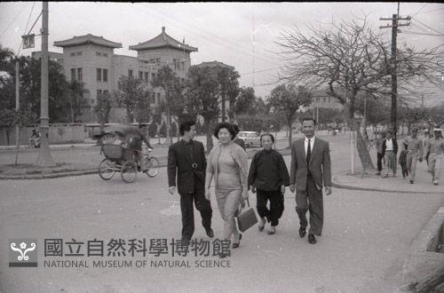 1950至2006年臺灣常民生活藏品圖，第1張