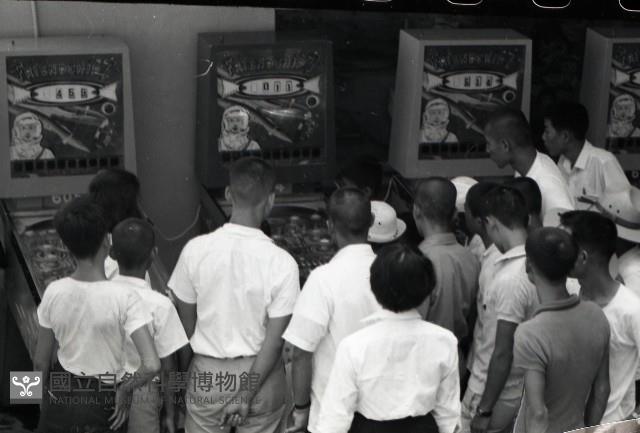 1950至2006年臺灣常民生活藏品圖，第1張