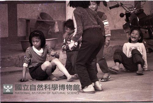 1950至2006年臺灣常民生活藏品圖，第1張