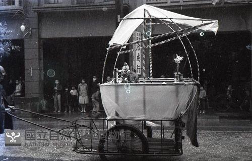 1950至2006年臺灣常民生活藏品圖，第1張
