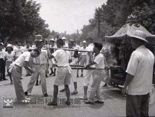 1950至2006年台灣常民生活藏品圖，第1張