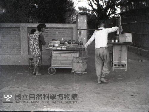 1950至2006年台灣常民生活藏品圖，第1張