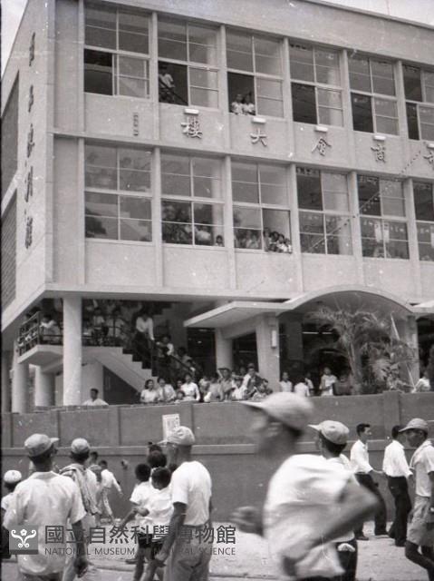 1950至2006年台灣常民生活藏品圖，第1張