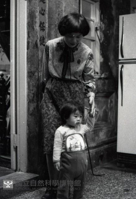 1950至2006年台灣常民生活(No:595 黑)藏品圖，第1張