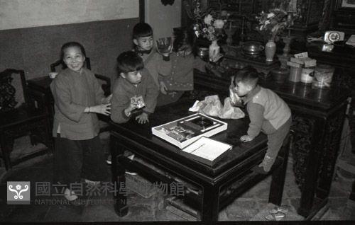 1950至2006年臺灣常民生活藏品圖，第1張