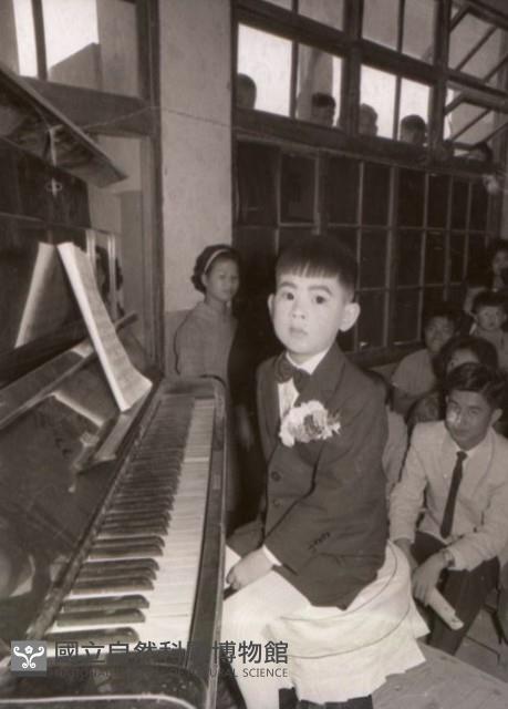 1950至2006年臺灣常民生活藏品圖，第1張