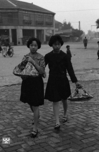 1950至2006年臺灣常民生活藏品圖，第1張