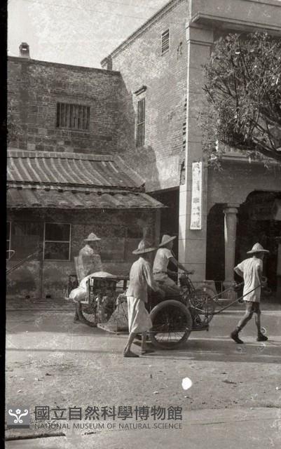1950至2006年臺灣常民生活藏品圖，第1張