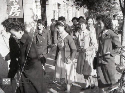 1950至2006年台灣常民生活藏品圖，第1張