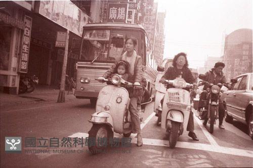 1950至2006年臺灣常民生活藏品圖，第1張