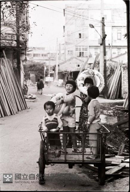 1950至2006年臺灣常民生活藏品圖，第1張