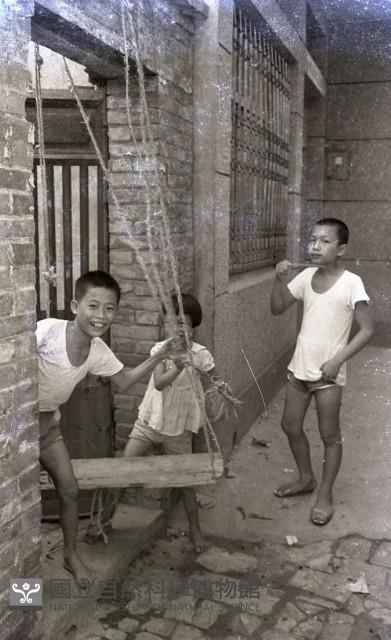 1950至2006年臺灣常民生活藏品圖，第1張