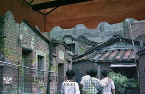 1950至2006年臺灣常民生活藏品圖，第1張