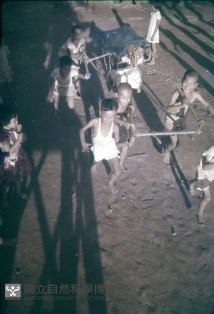 竹竿轎遊（1950至2006年臺灣常民生活）藏品圖，第1張