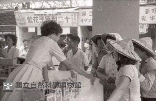 1950至2006年台灣常民生活藏品圖，第1張