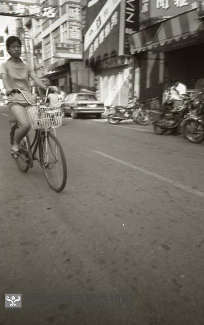 1950至2006年臺灣常民生活藏品圖，第1張