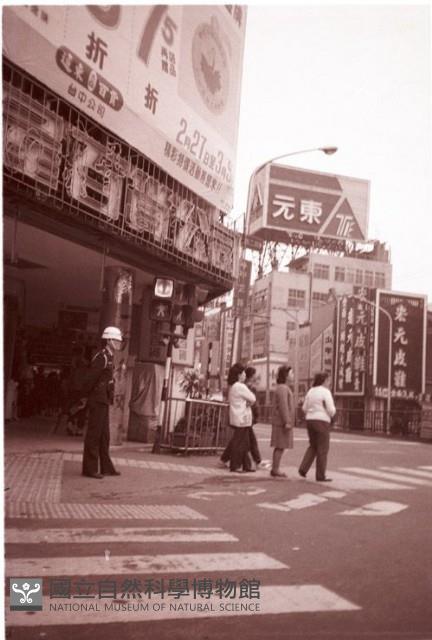 1950至2006年臺灣常民生活藏品圖，第1張