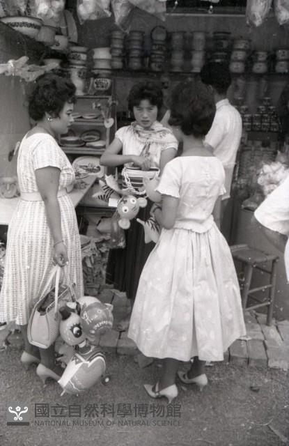 1950至2006年台灣常民生活藏品圖，第1張