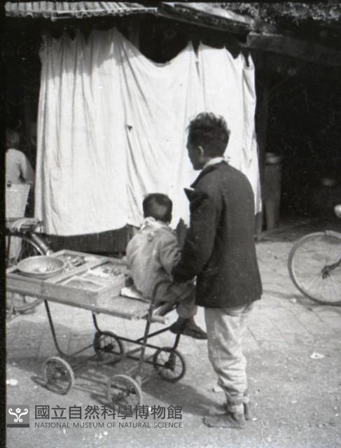 1950至2006年台灣常民生活藏品圖，第1張