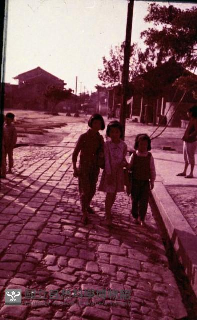 1950至2006年臺灣常民生活藏品圖，第1張