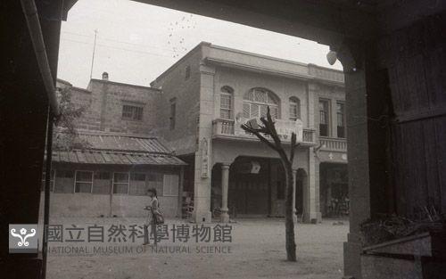 1950至2006年臺灣常民生活藏品圖，第1張