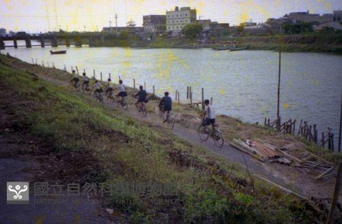 1950至2006年臺灣常民生活藏品圖，第1張