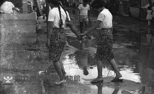 1950至2006年臺灣常民生活藏品圖，第1張
