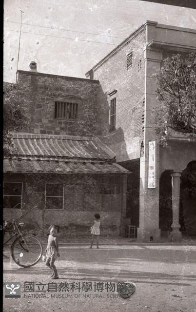 1950至2006年臺灣常民生活藏品圖，第1張