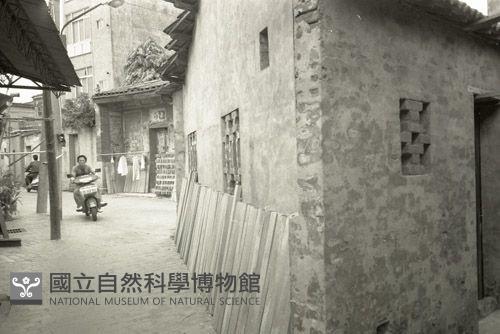 1950至2006年臺灣常民生活藏品圖，第1張
