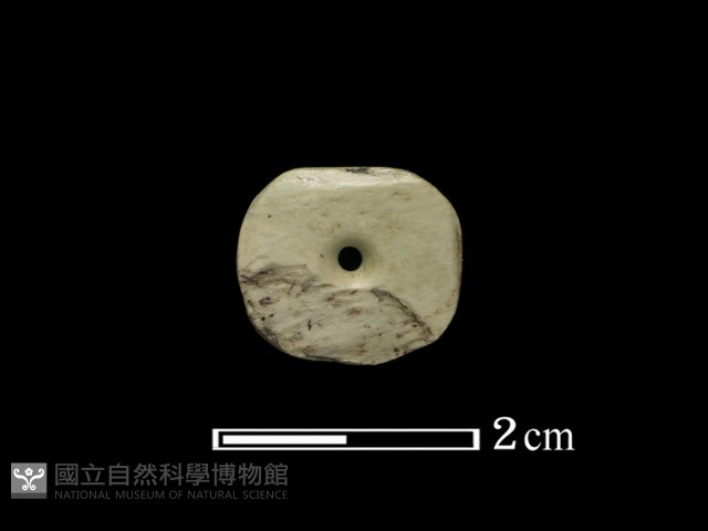 玉玦藏品圖，第2張