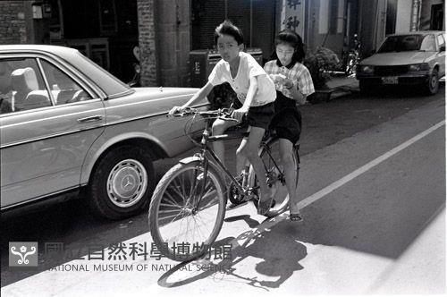 1950至2006年臺灣常民生活藏品圖，第1張