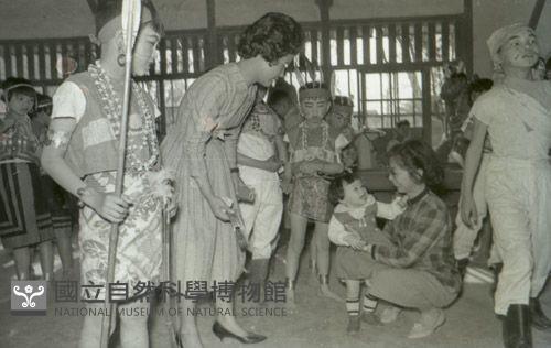 1950至2006年臺灣常民生活藏品圖，第1張