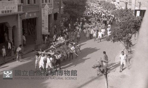 1950至2006年臺灣常民生活藏品圖，第1張